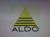 Pyramide und Dreieck ohne Auge Logo ALDO